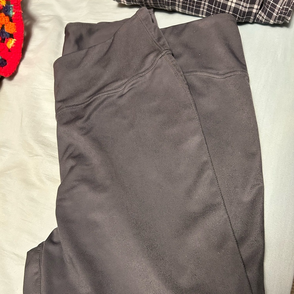 Seven7 Women's Gray Leggings